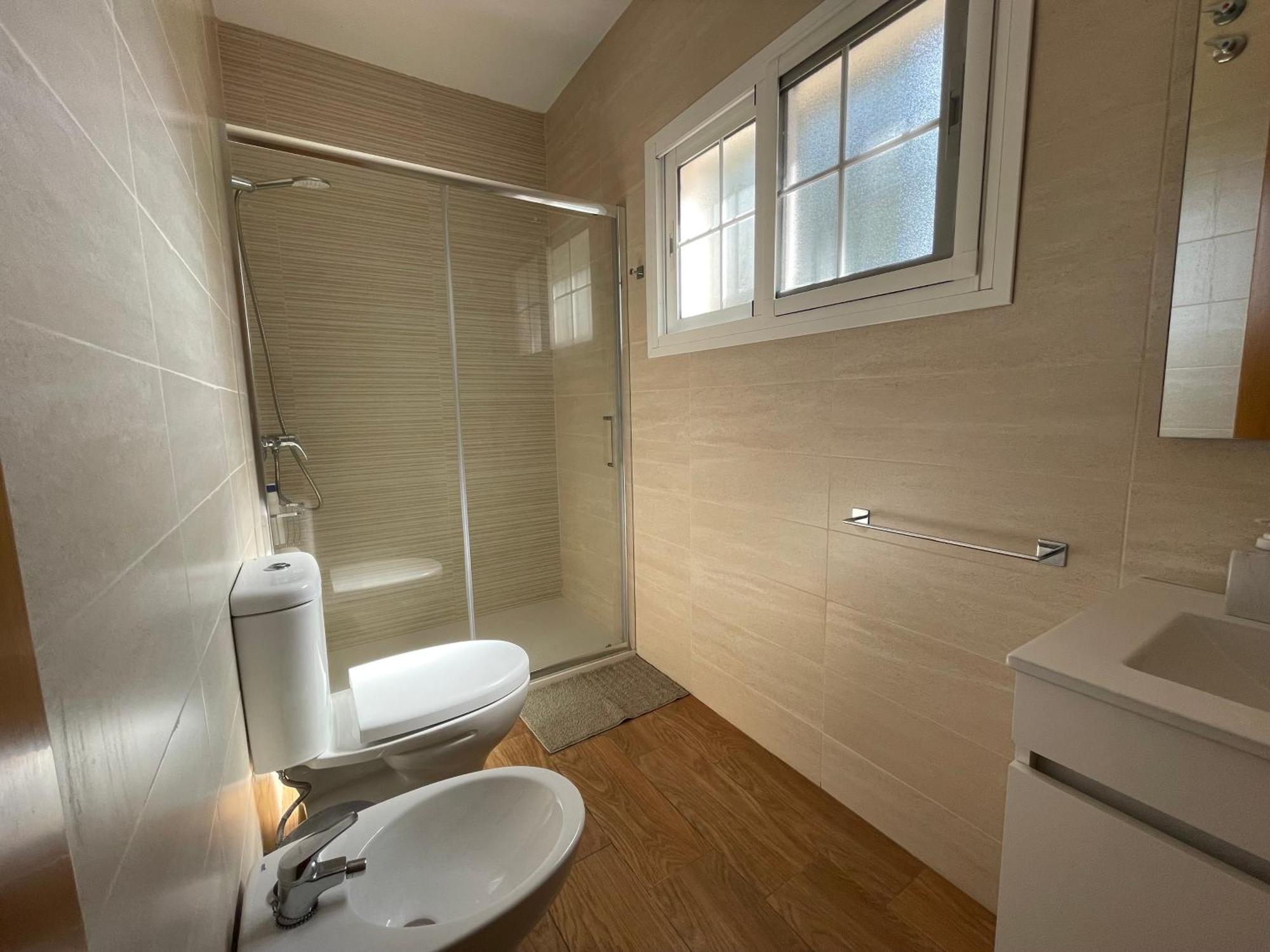 Encantador Apartamento-Centrico-Con Amplio Jardin Torremolinos Luaran gambar